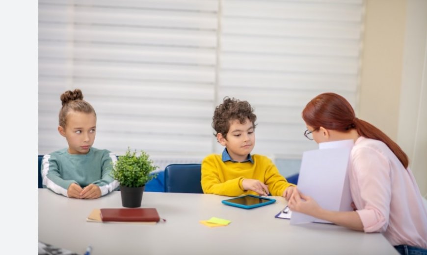 Çocuk ve Ergen Psikolojisinde Uzmanlaşan Bir İsim: Psikolog Burcu Özkök