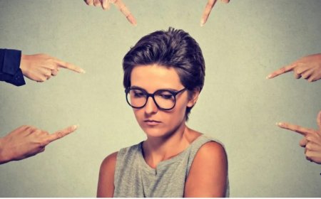 Sosyal Fobi Ergenlikte Zirve Yapıyor: Çocuklar Seyrederek Değil, Üreterek Büyümeli