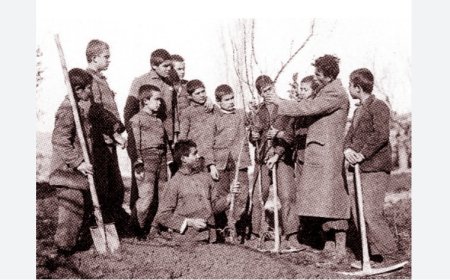 Köylerden Aydınlığa: 1940’lı Yılların Çocukları ve Köy Enstitülerinin Umudu
